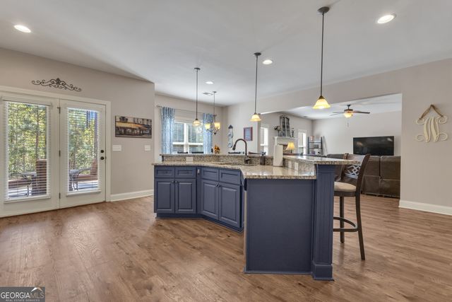 360 Walden Pond Way, Senoia, GA 30276