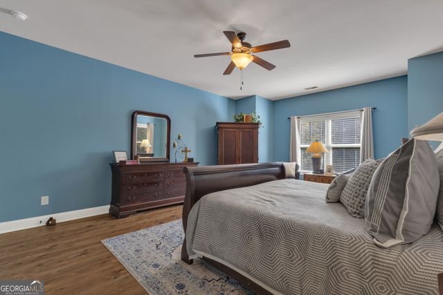 360 Walden Pond Way, Senoia, GA 30276