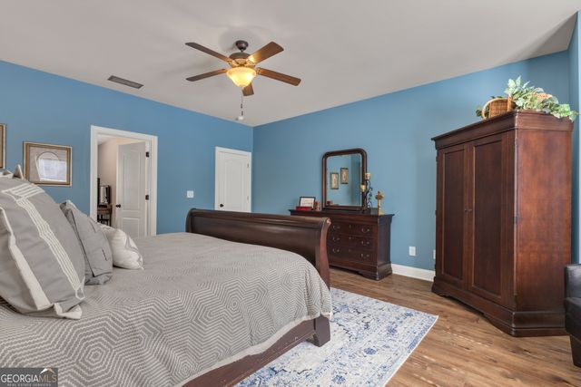 360 Walden Pond Way, Senoia, GA 30276