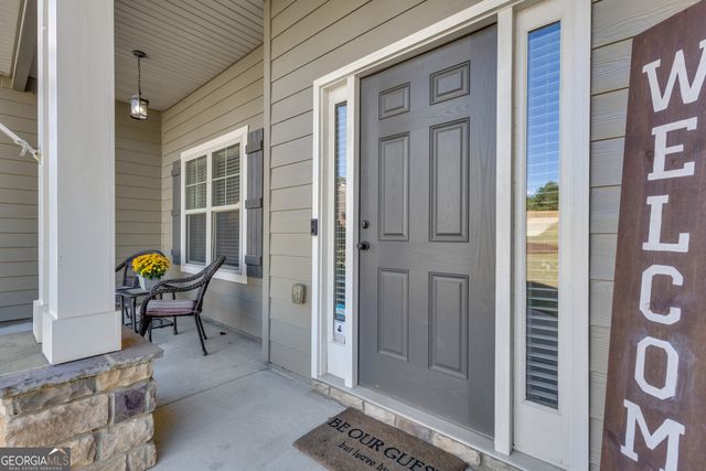 360 Walden Pond Way, Senoia, GA 30276