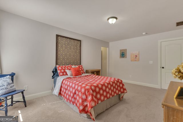 360 Walden Pond Way, Senoia, GA 30276