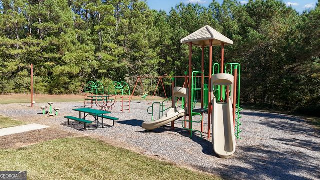 360 Walden Pond Way, Senoia, GA 30276