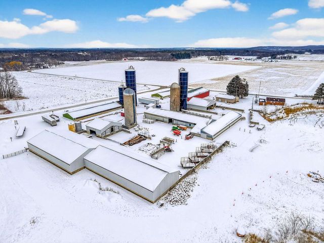 S4121 Crawford Street, Baraboo, WI 53913