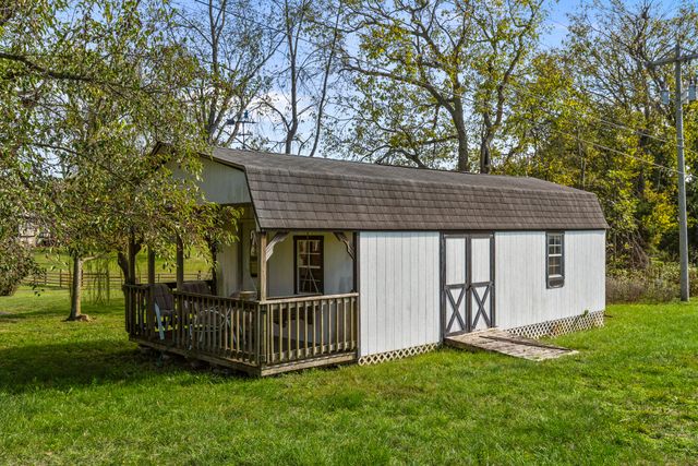 204 Paddock Drive, Nicholasville, KY 40356