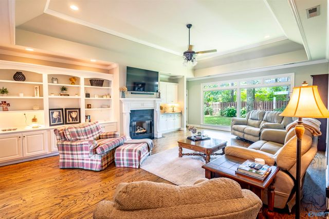 2308 Diamond Pointe SE, Decatur, AL 35603