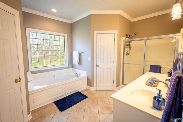 2308 Diamond Pointe SE, Decatur, AL 35603