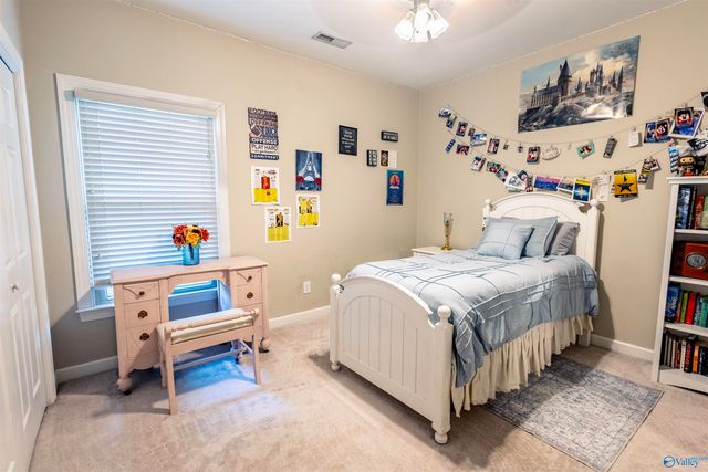 2308 Diamond Pointe SE, Decatur, AL 35603