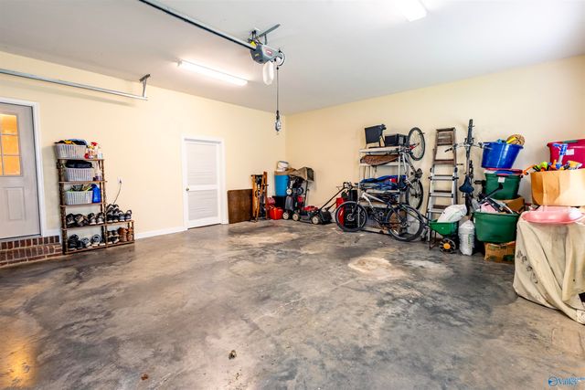 2308 Diamond Pointe SE, Decatur, AL 35603