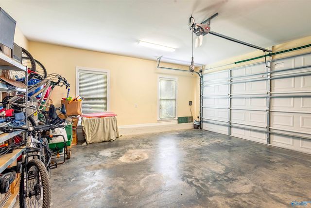 2308 Diamond Pointe SE, Decatur, AL 35603