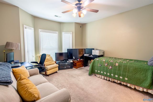 2308 Diamond Pointe SE, Decatur, AL 35603