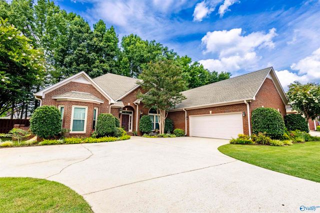 2308 Diamond Pointe SE, Decatur, AL 35603