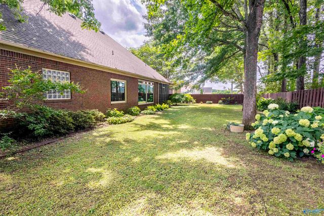 2308 Diamond Pointe SE, Decatur, AL 35603