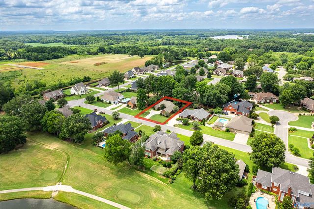 2308 Diamond Pointe SE, Decatur, AL 35603