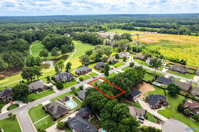 2308 Diamond Pointe SE, Decatur, AL 35603