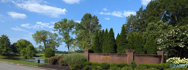 2308 Diamond Pointe SE, Decatur, AL 35603