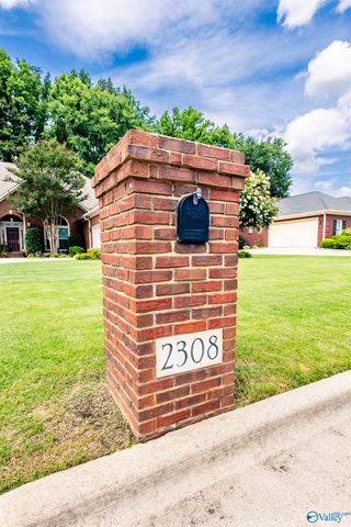 2308 Diamond Pointe SE, Decatur, AL 35603