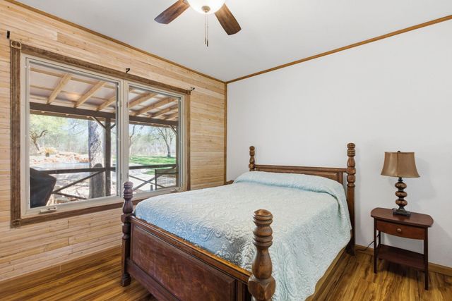 18335 FM 86, Red Rock, TX 78662