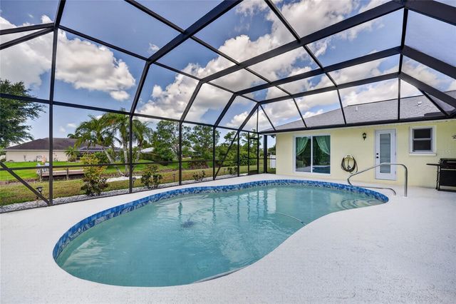 7 FAIRWAY ROAD, Rotonda West, FL 33947