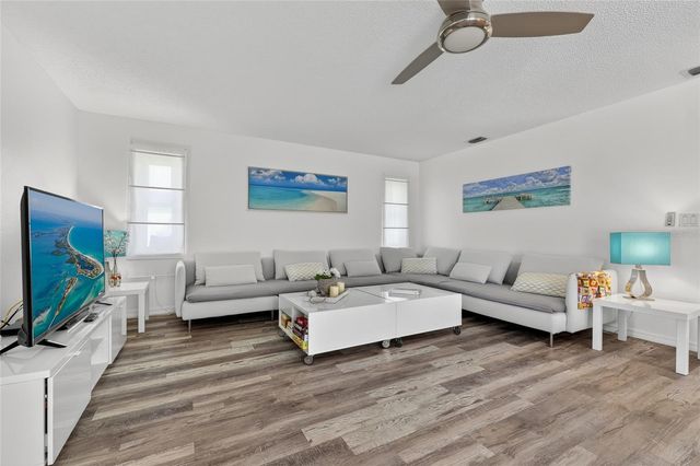 7 FAIRWAY ROAD, Rotonda West, FL 33947