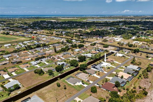 7 FAIRWAY ROAD, Rotonda West, FL 33947