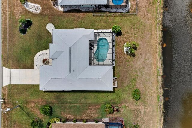 7 FAIRWAY ROAD, Rotonda West, FL 33947