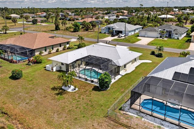 7 FAIRWAY ROAD, Rotonda West, FL 33947