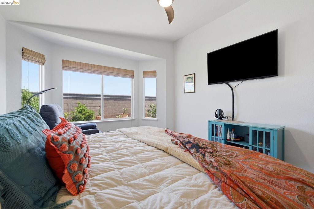 Image 18 of property listing at 1024 Diamante, Rio Vista, CA 94571