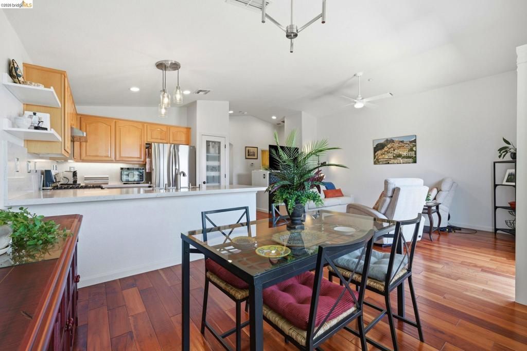 Image 6 of property listing at 1024 Diamante, Rio Vista, CA 94571