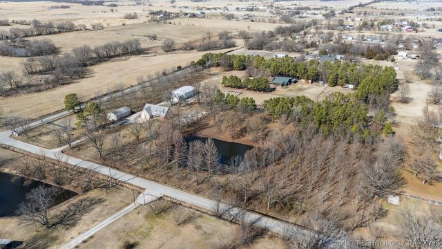 16017 E 580 Road, Inola, OK 74036