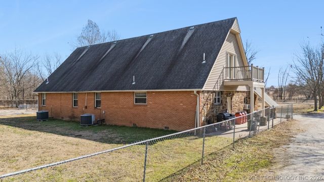 16017 E 580 Road, Inola, OK 74036