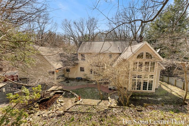 309 Stickney Ridge Road, Grand Haven, MI 49417