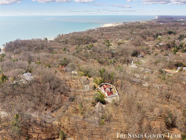 309 Stickney Ridge Road, Grand Haven, MI 49417
