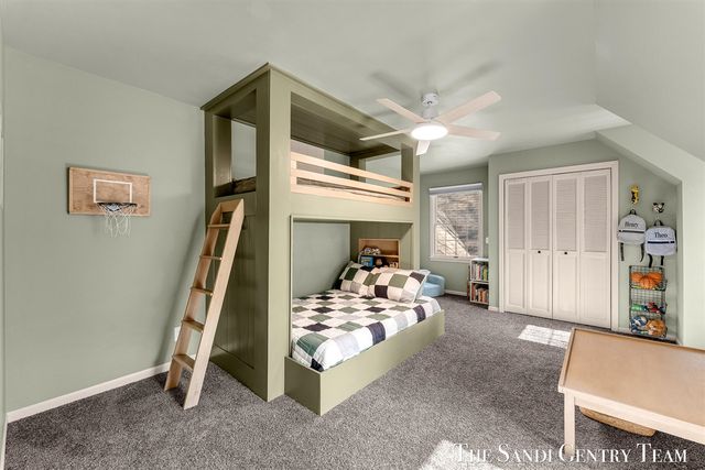 309 Stickney Ridge Road, Grand Haven, MI 49417
