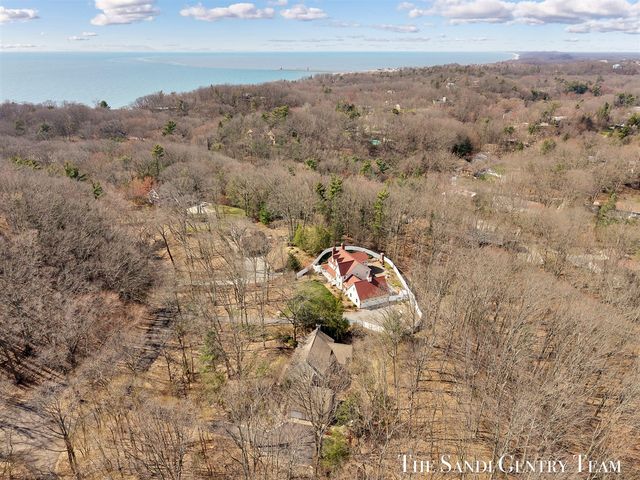 309 Stickney Ridge Road, Grand Haven, MI 49417