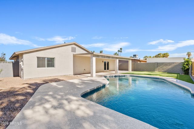 1983 E DUNBAR Drive, Tempe, AZ 85282