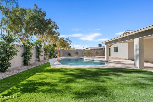 1983 E DUNBAR Drive, Tempe, AZ 85282