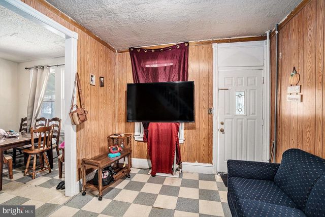 16 W SPRUCE ST, Norristown, PA 19401