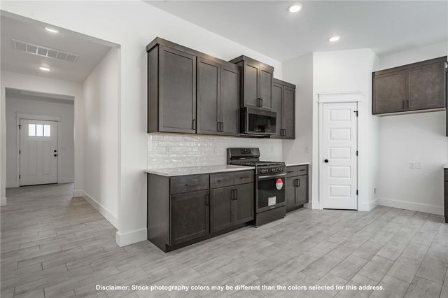 1821 Porter Street, Pea Ridge, AR 72751