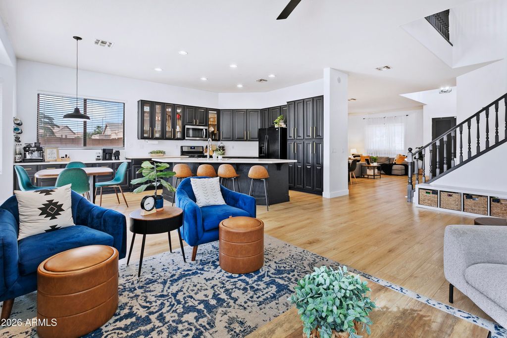 Image 2 of property listing at 20515 N 80TH Lane, Peoria, AZ 85382