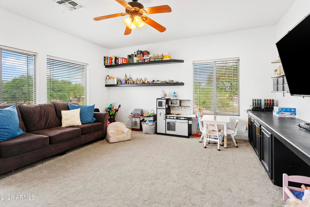 Image 22 of property listing at 20515 N 80TH Lane, Peoria, AZ 85382