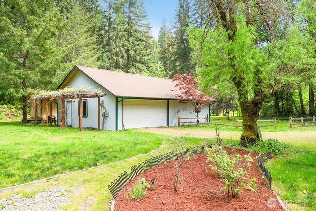 3480 NE Belfair Tahuya Road, Tahuya, WA 98588