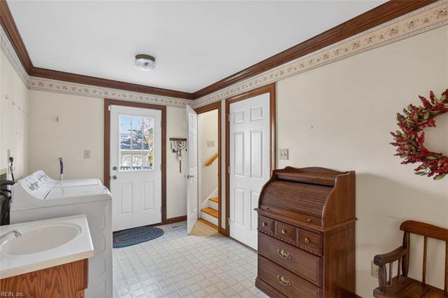 403 Wormley Creek DR, Yorktown, VA 23692