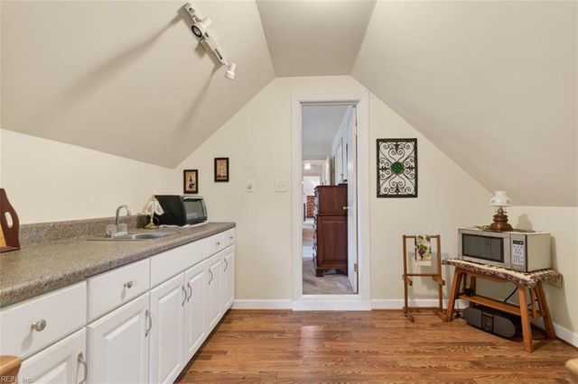 403 Wormley Creek DR, Yorktown, VA 23692