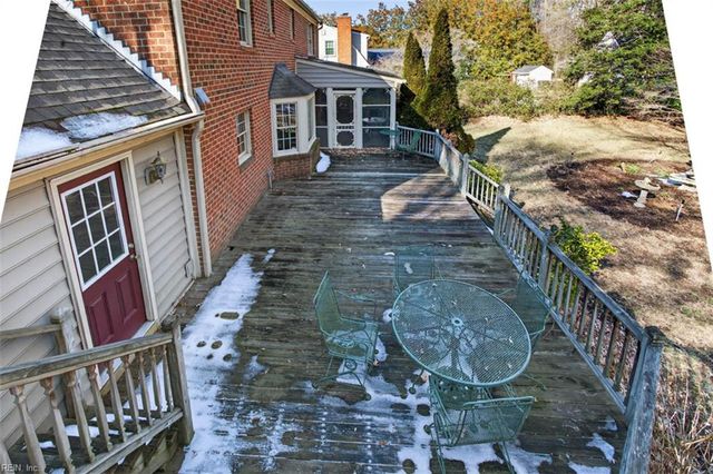 403 Wormley Creek DR, Yorktown, VA 23692