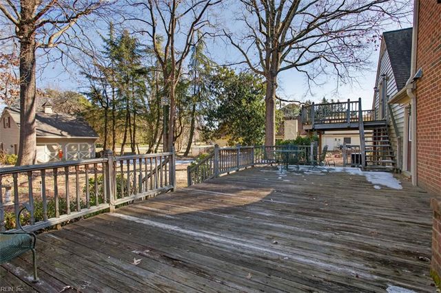 403 Wormley Creek DR, Yorktown, VA 23692