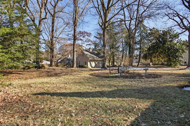 403 Wormley Creek DR, Yorktown, VA 23692