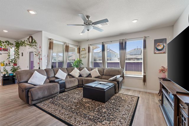 113 Yellow Thistle CV, Georgetown, TX 78626