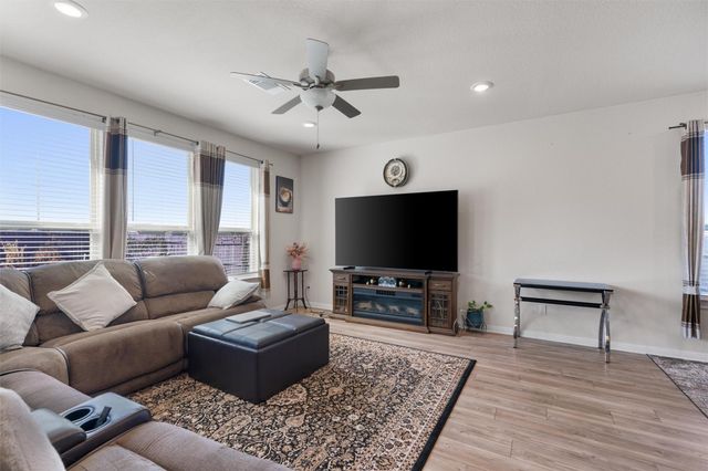 113 Yellow Thistle CV, Georgetown, TX 78626