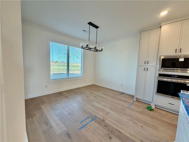 607 Steep Hill Lane, Cave Springs, AR 72718