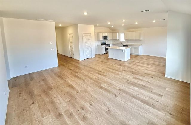 517 Hillsboro Road, Noble, OK 73068